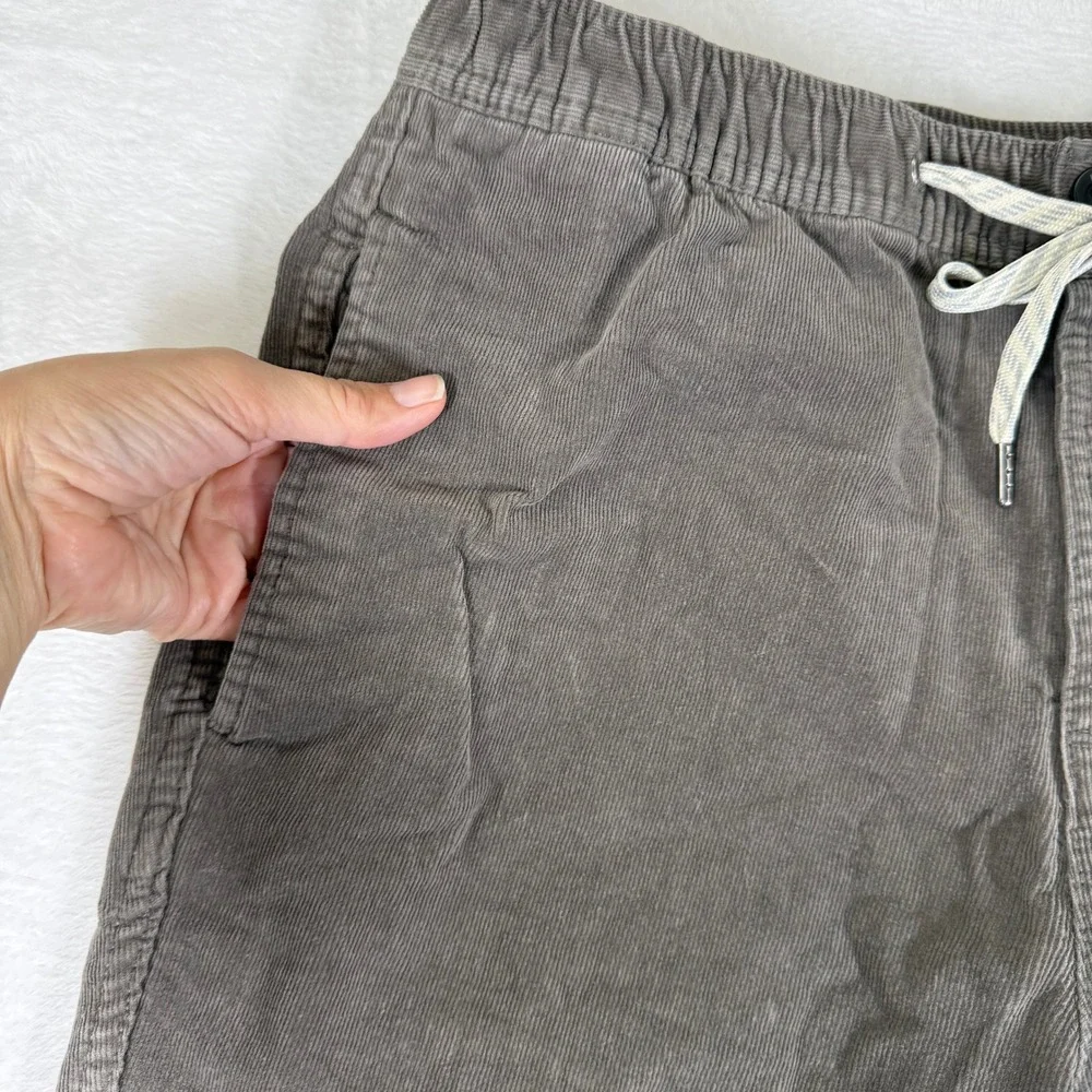 Vuori Mens Corduroy Jogger Pants Charcoal Gray Elastic Waist Drawstring M